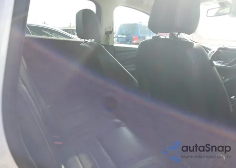 2014 Ford Escape Titanium z USA, uszkodzony, nr VIN 1FMCU9J94EUA01800